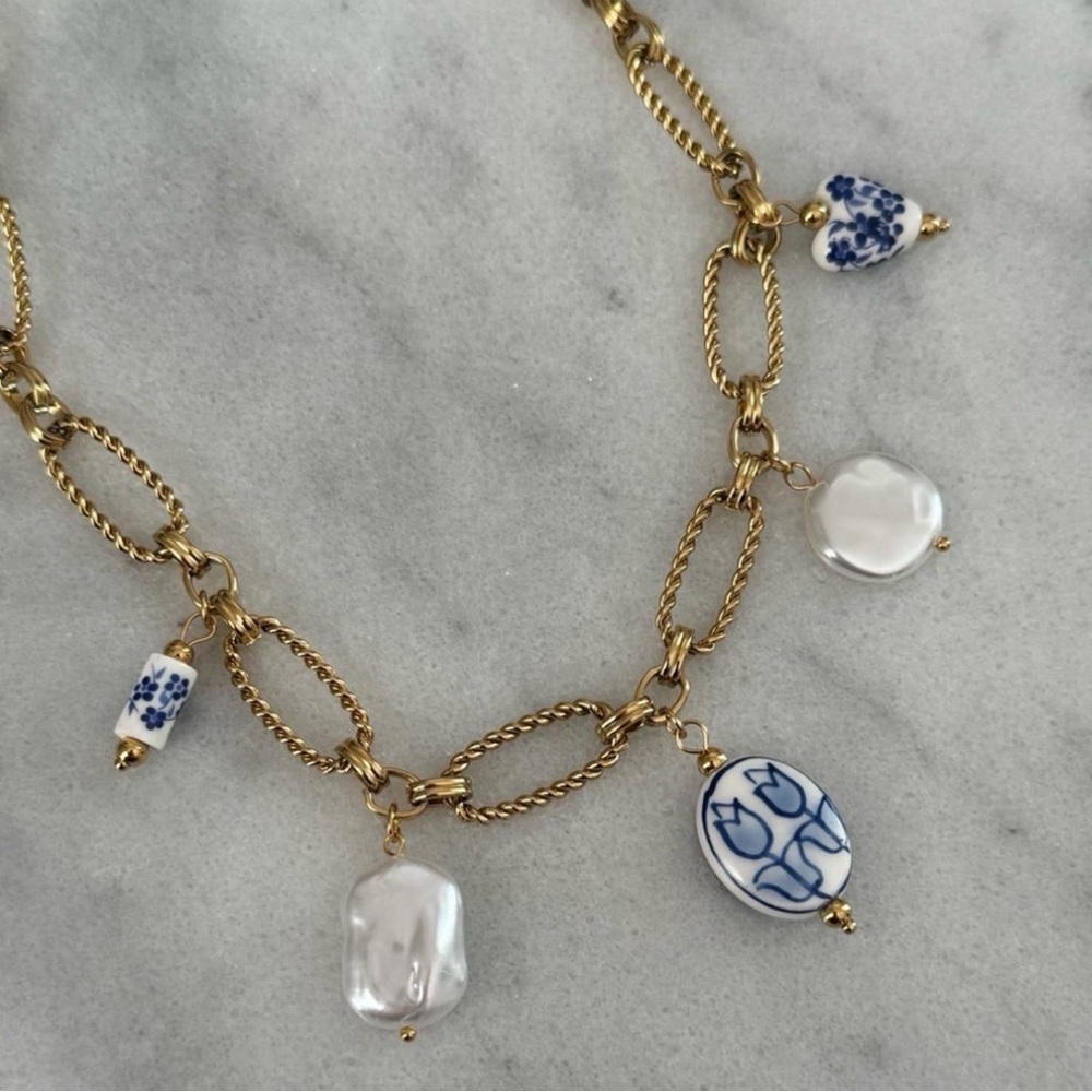 Gold Chain Pink Blue White Pendant Pearl Charm Necklace 

Brand New